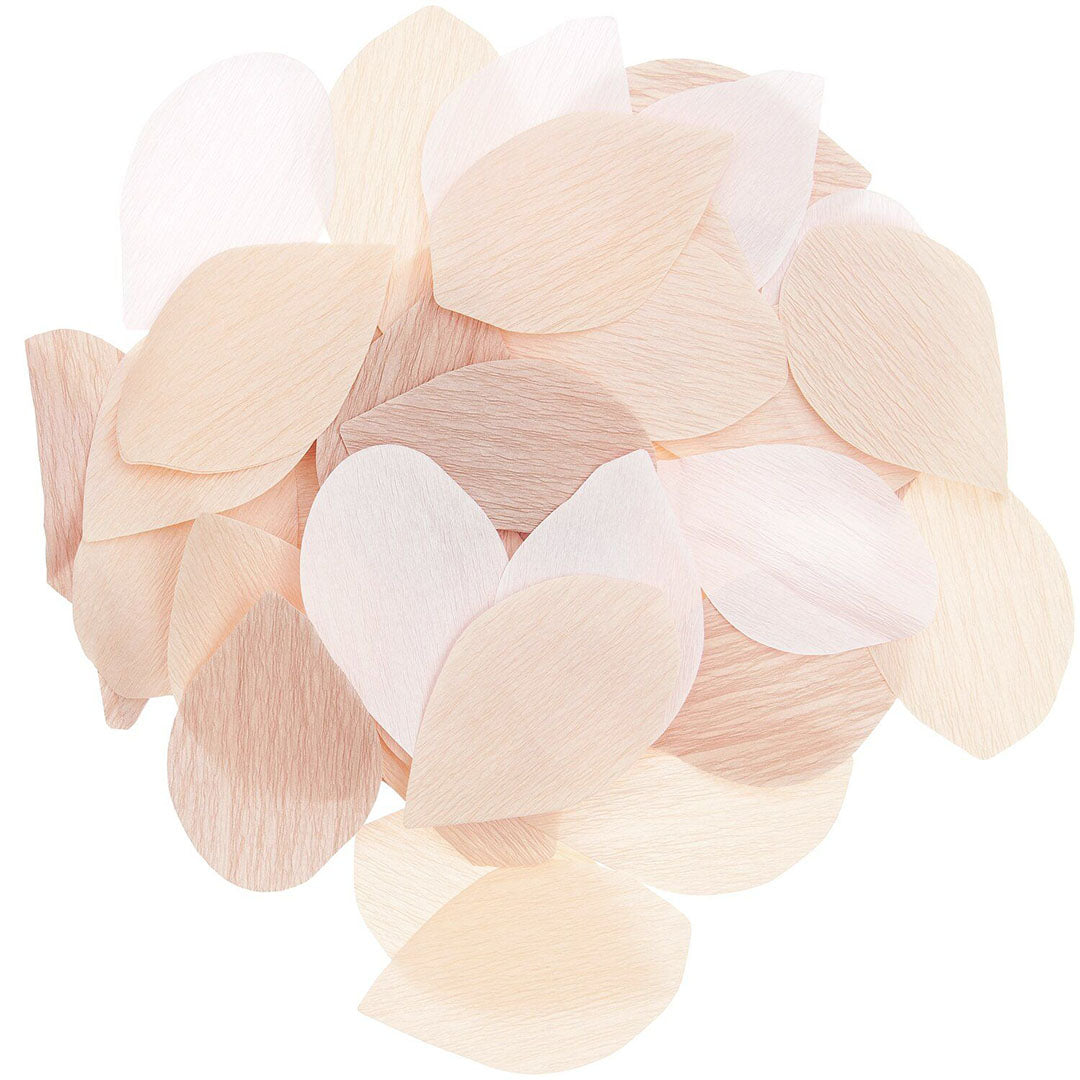 Rico Design confetti rozenblaadjes in verschillende beige en roze tinten liggen op een hoop.
