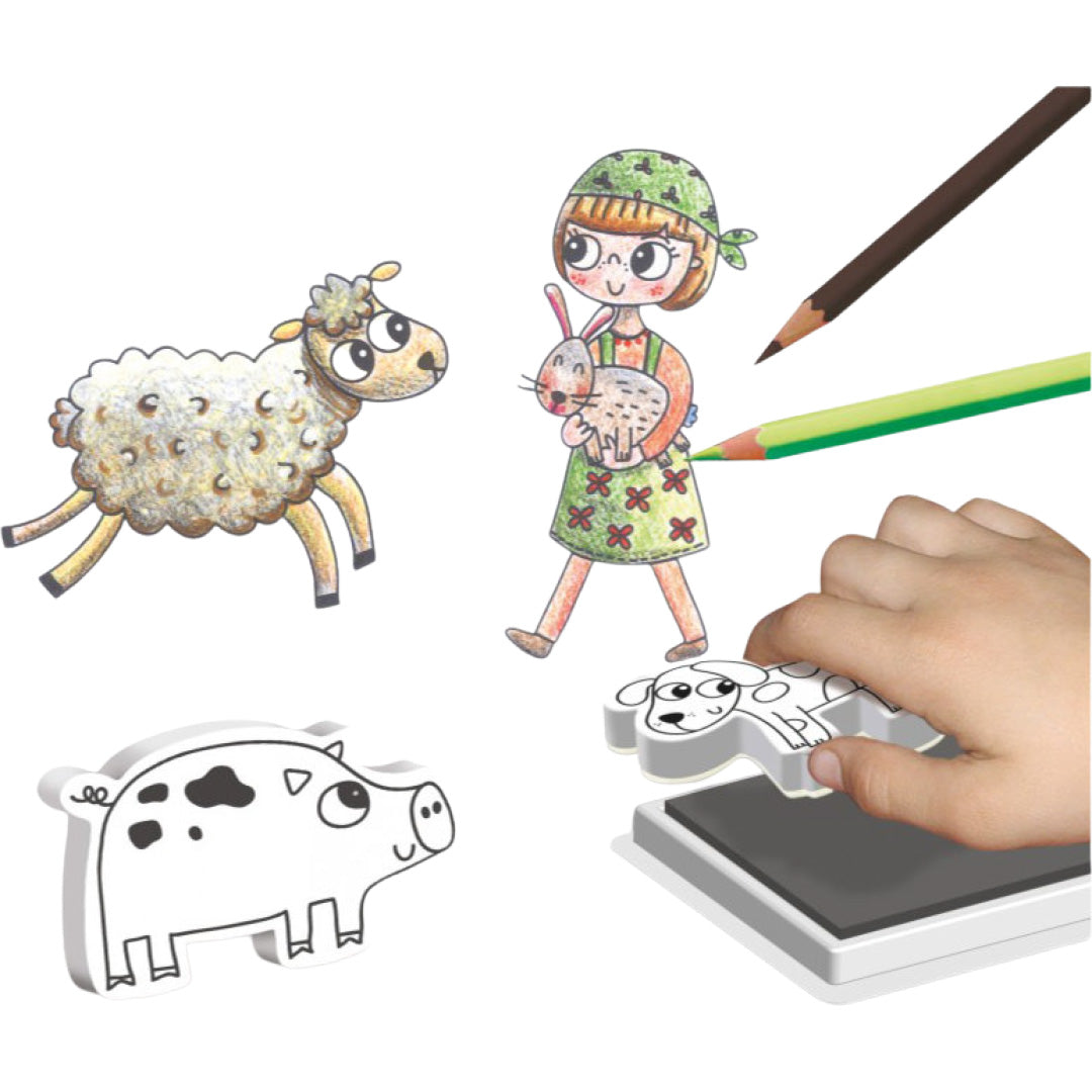 Een hand die een koeienstempel gebruikt, met daarnaast een varkensstempel, een schaap, een boerin met konijn en kleurpotloden.