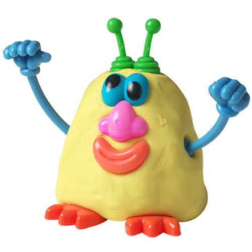 Een geel Creall boetseerfiguur met blauwe armen, roze neus, oranje mond en groene antennes.