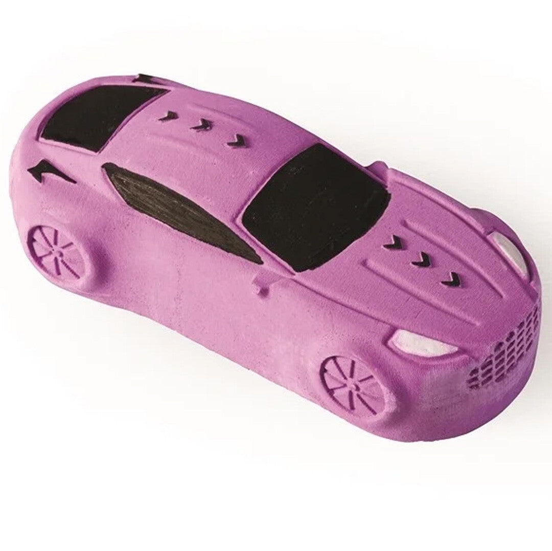 Een paarse stoepkrijt raceauto.