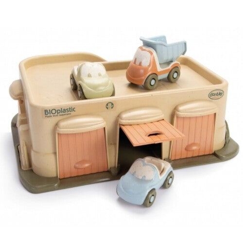 dantoy bioplastic parkeergarage met drie garageboxen en drie speelgoedauto's.