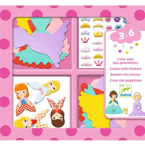 Djeco knutselset creëren met stickers prinsessen, getoond in de roze verpakking met open vakken vol knutselmaterialen.