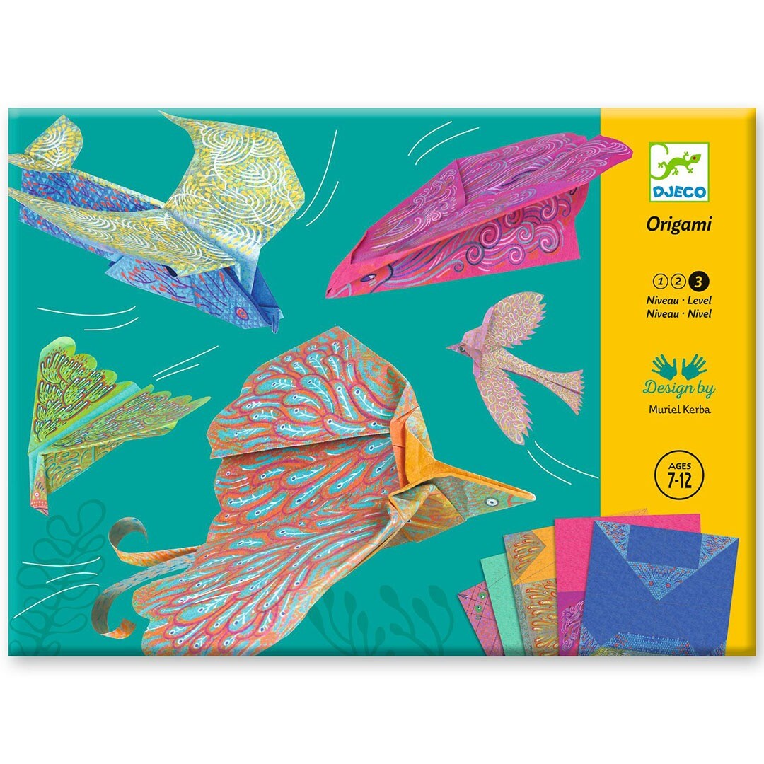 Djeco origami set voor kinderen met verschillende gevouwen vogels op de verpakking.