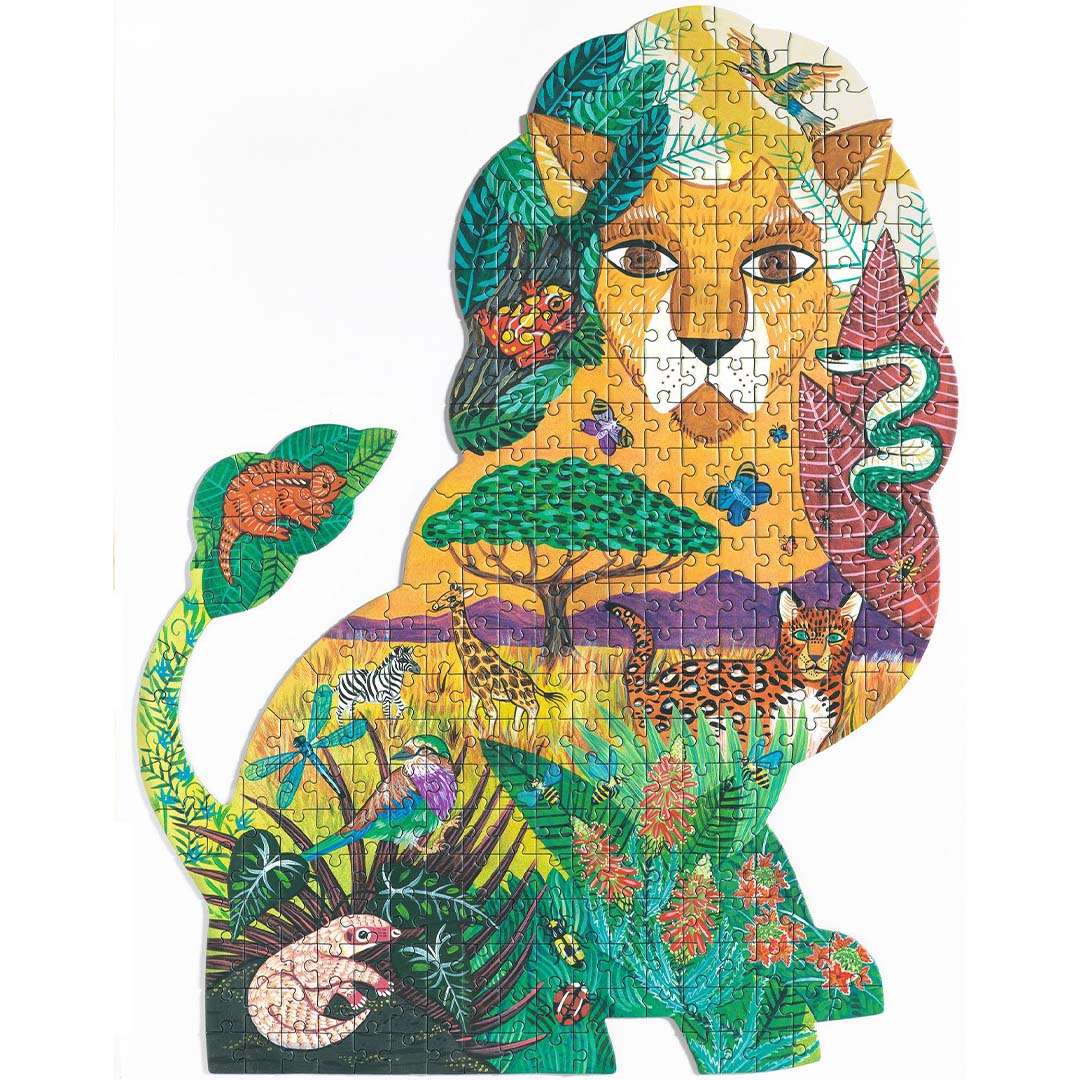 Volledig gelegde Djeco Puzz'Art leeuw contourpuzzel met een safari-thema van dieren en planten.