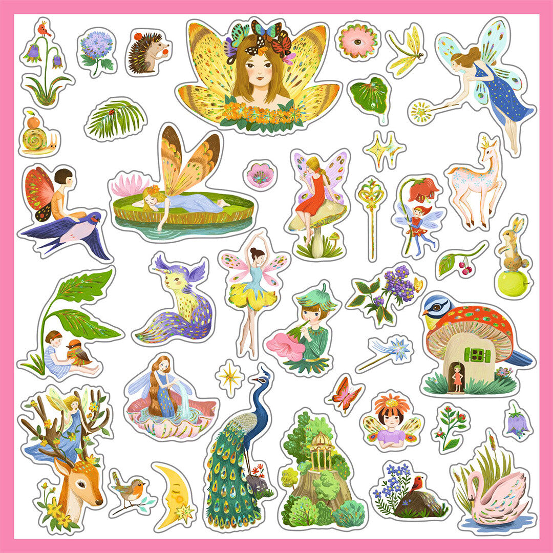 Collectie Djeco metallic fantasie stickers met sprookjesfiguren, dieren en natuurmotieven.