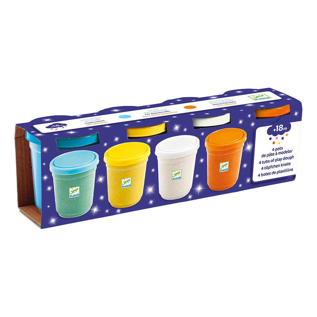 Djeco verpakking met vier potjes boetseerklei met glitters.