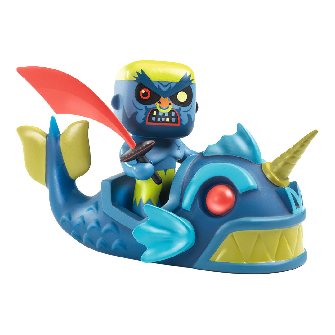 Djeco Arty Toys actiefiguur van een blauw monster met rood zwaard in een blauw visschip.