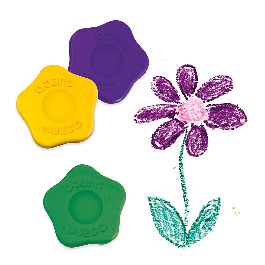 Drie Djeco bloemenkrijtjes in paars, geel en groen naast een tekening van een paarse bloem.