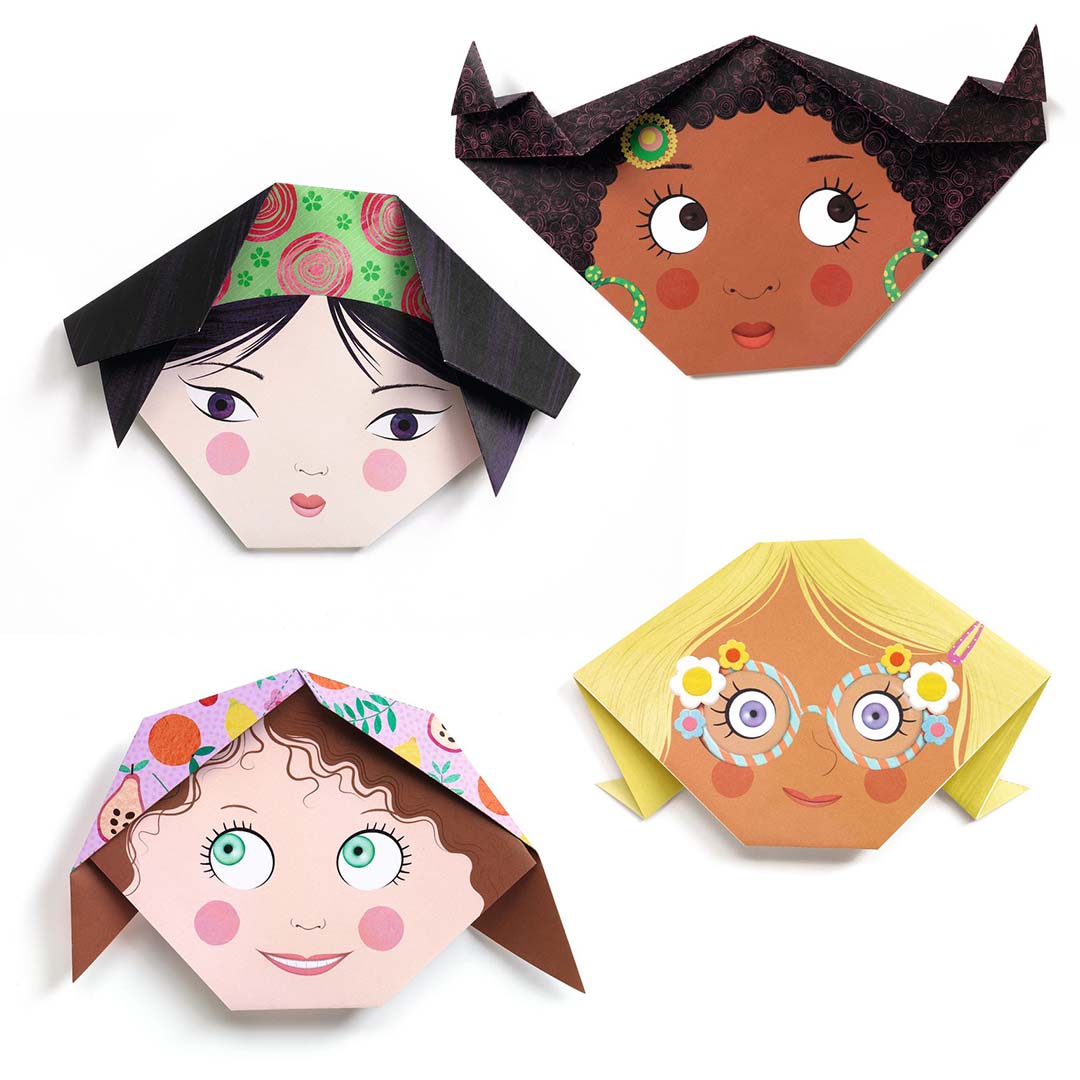 Vier verschillende gevouwen origami gezichtjes met diverse haarkleuren en accessoires.