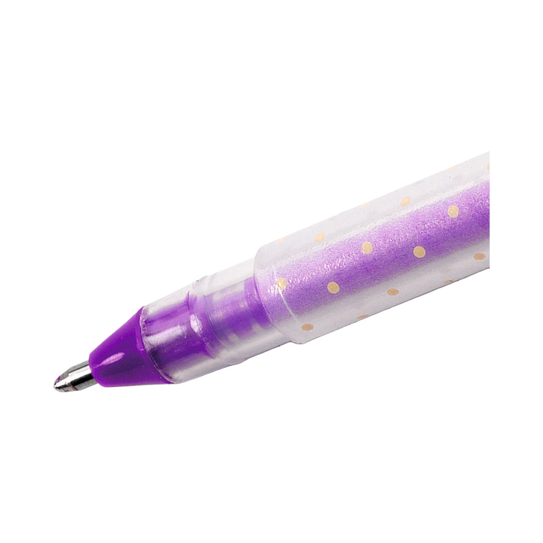 Detailopname van de punt van een paarse Djeco gelpen met gele stippen.
