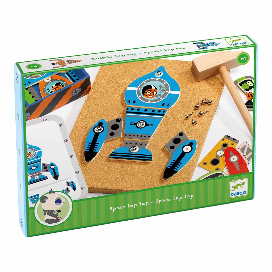 Djeco hamertje tik space set verpakking met een blauwe raket op een kurkbord en een hamer.