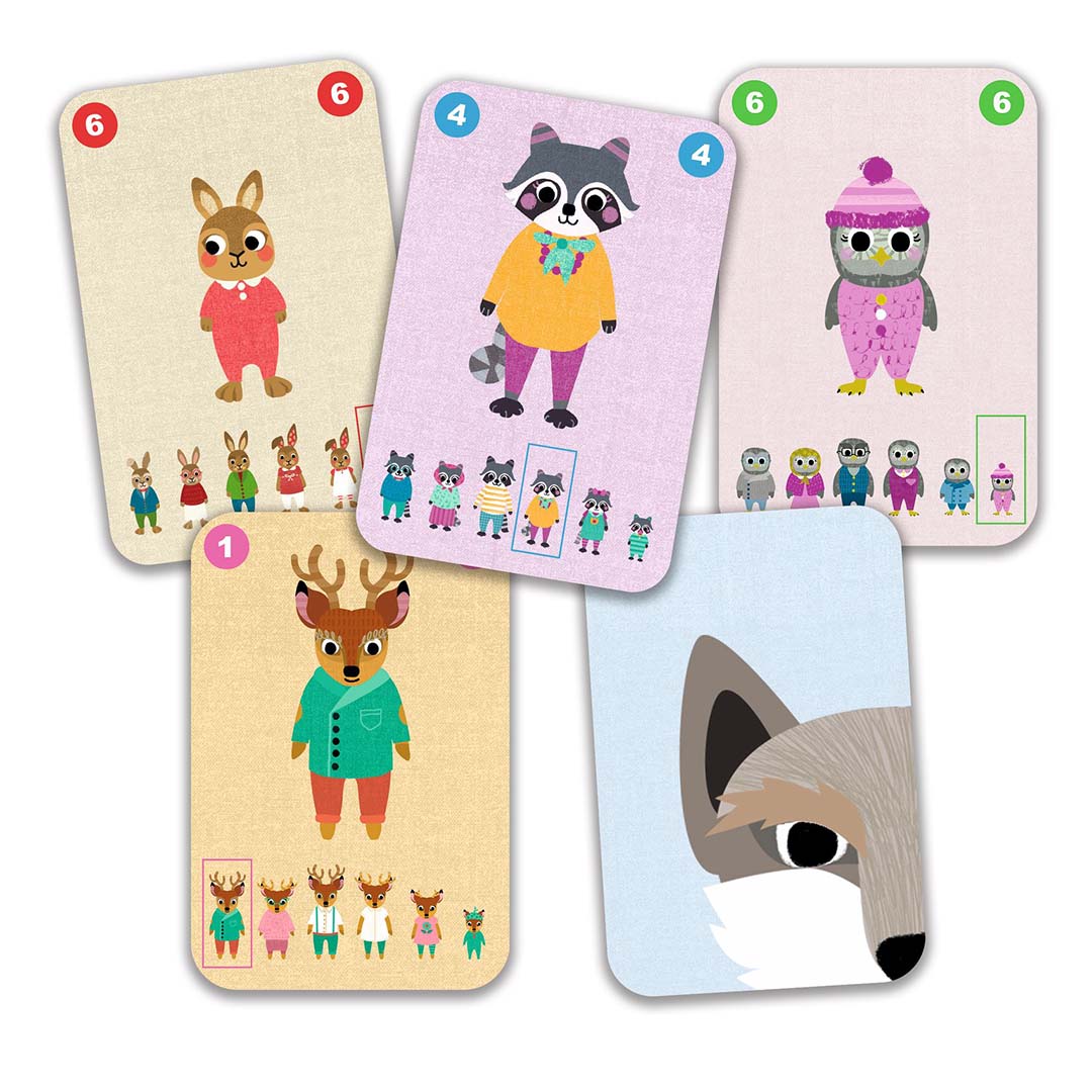 Vijf Djeco Familou kaartspelkaarten met illustraties van dierenfiguren.