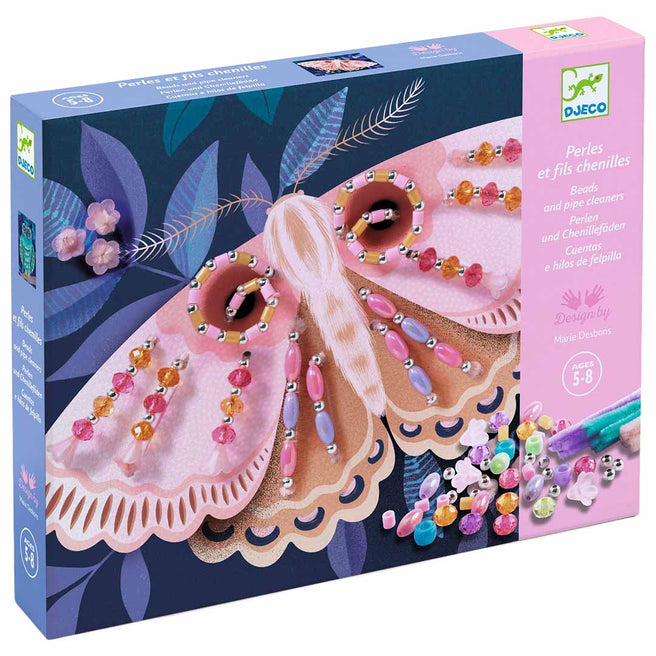 Djeco knutselset 3D schilderijen met een mot van rijgkralen en chenilledraad op de verpakking.
