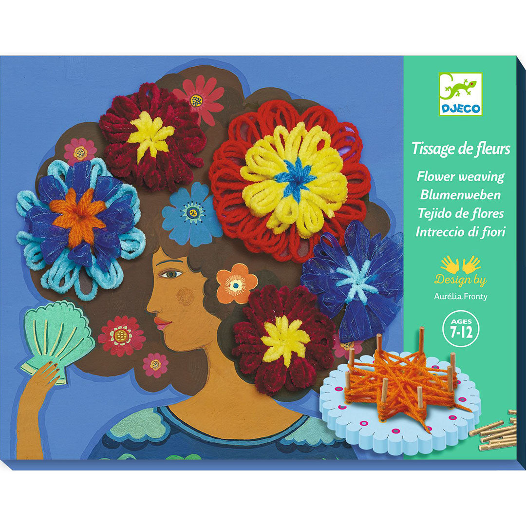 Djeco knutselset 'Tissage de fleurs' verpakking met een illustratie van een vrouw met kleurrijke geweven bloemen in haar haar.