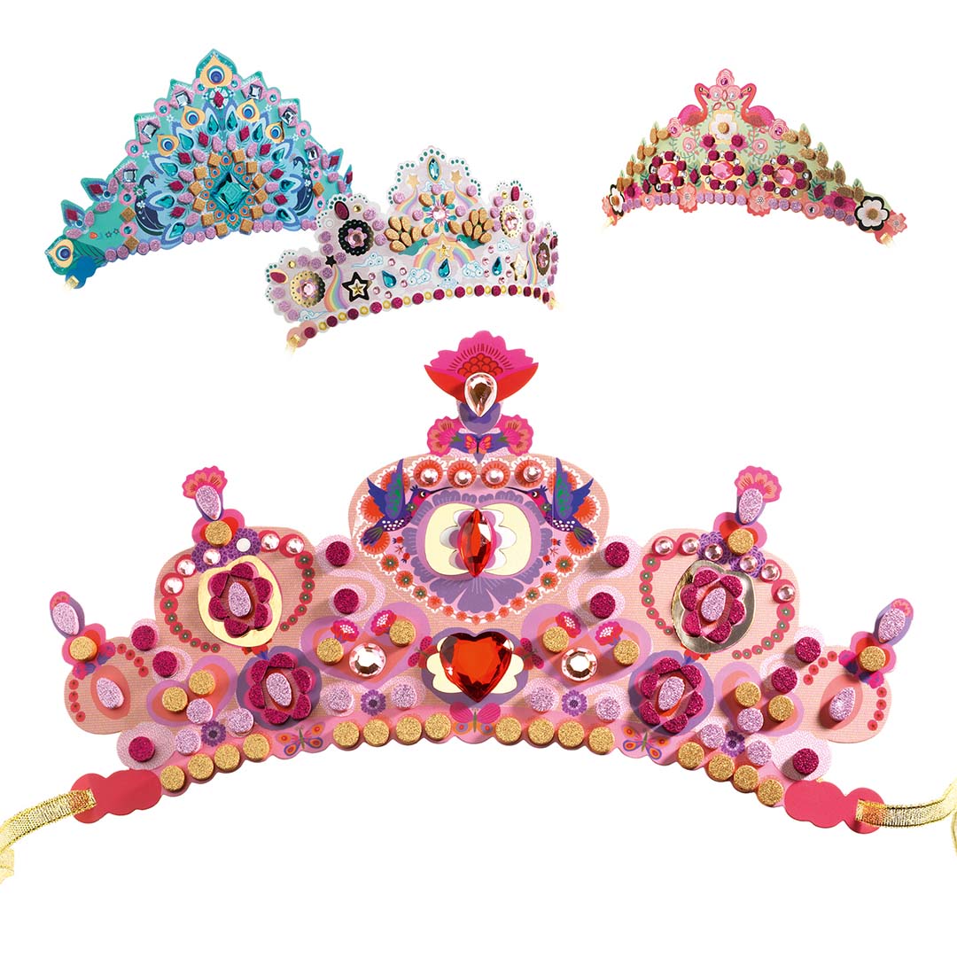 Vier versierde Djeco mozaïek diademen voor prinsessen, met veel kleur en glitters.