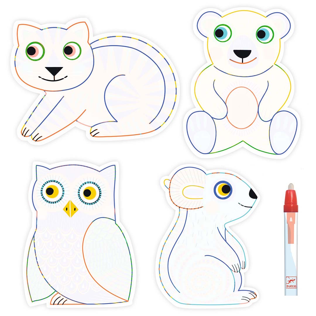 Vier oningekleurde Djeco magische kleurplaten van dieren: een kat, beer, uil en koala, met een waterpen.