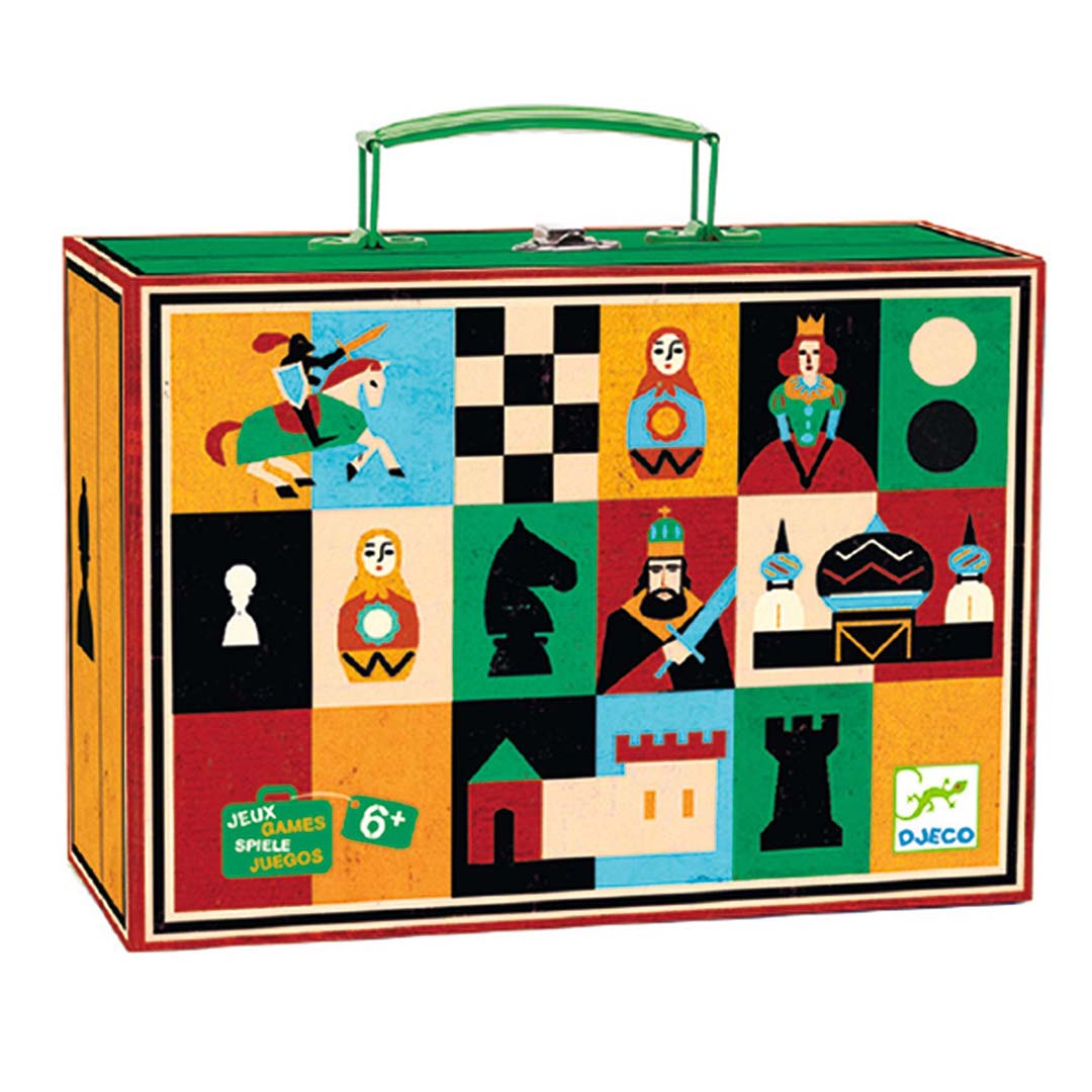 De Djeco verpakking van een schaak- en damspel, vormgegeven als een koffer met kleurrijke illustraties van schaakstukken.