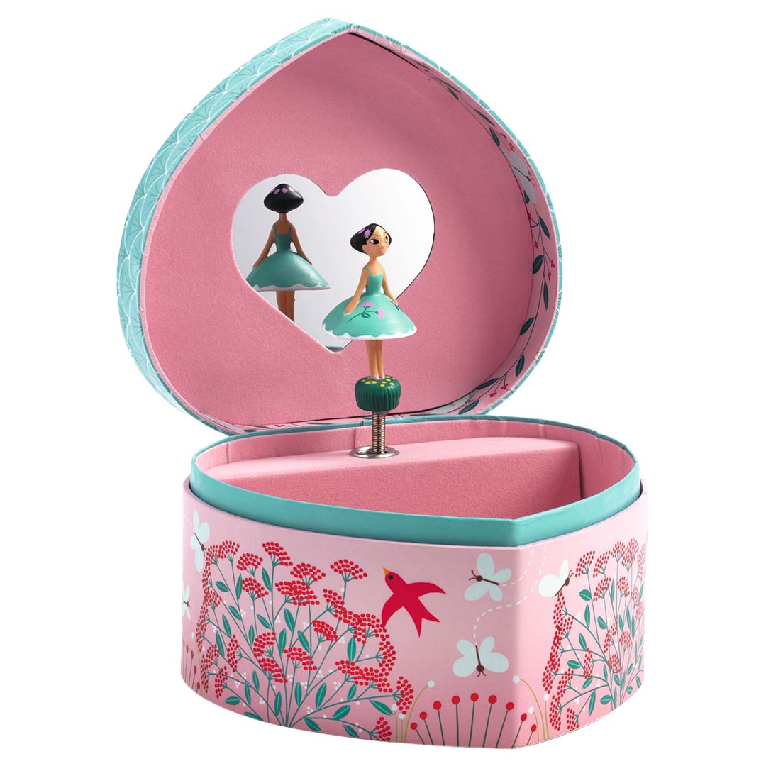 Djeco hartvormige muziekdoos open met een ballerina figuur en een spiegel, versierd met bloemen en vogels.