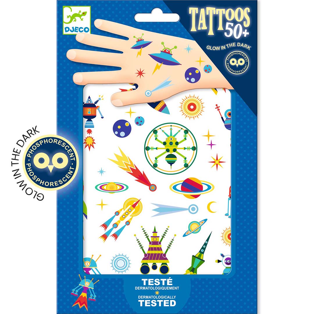 Djeco tijdelijke tatoeages met ruimtevaartthema, glow in the dark, op de verpakking.