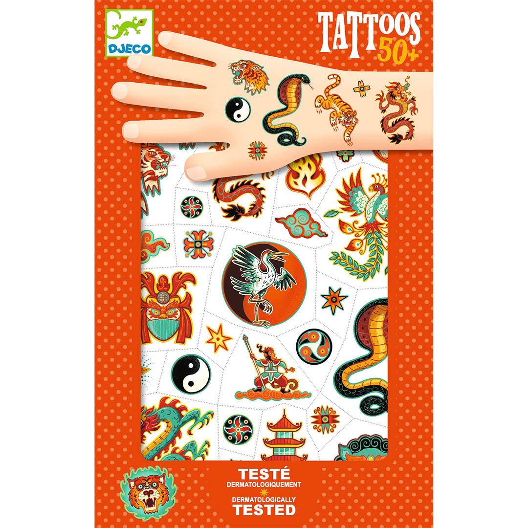 Djeco verpakking van tijdelijke tattoos voor kinderen met krijgersgeest en Aziatische dierenmotieven.