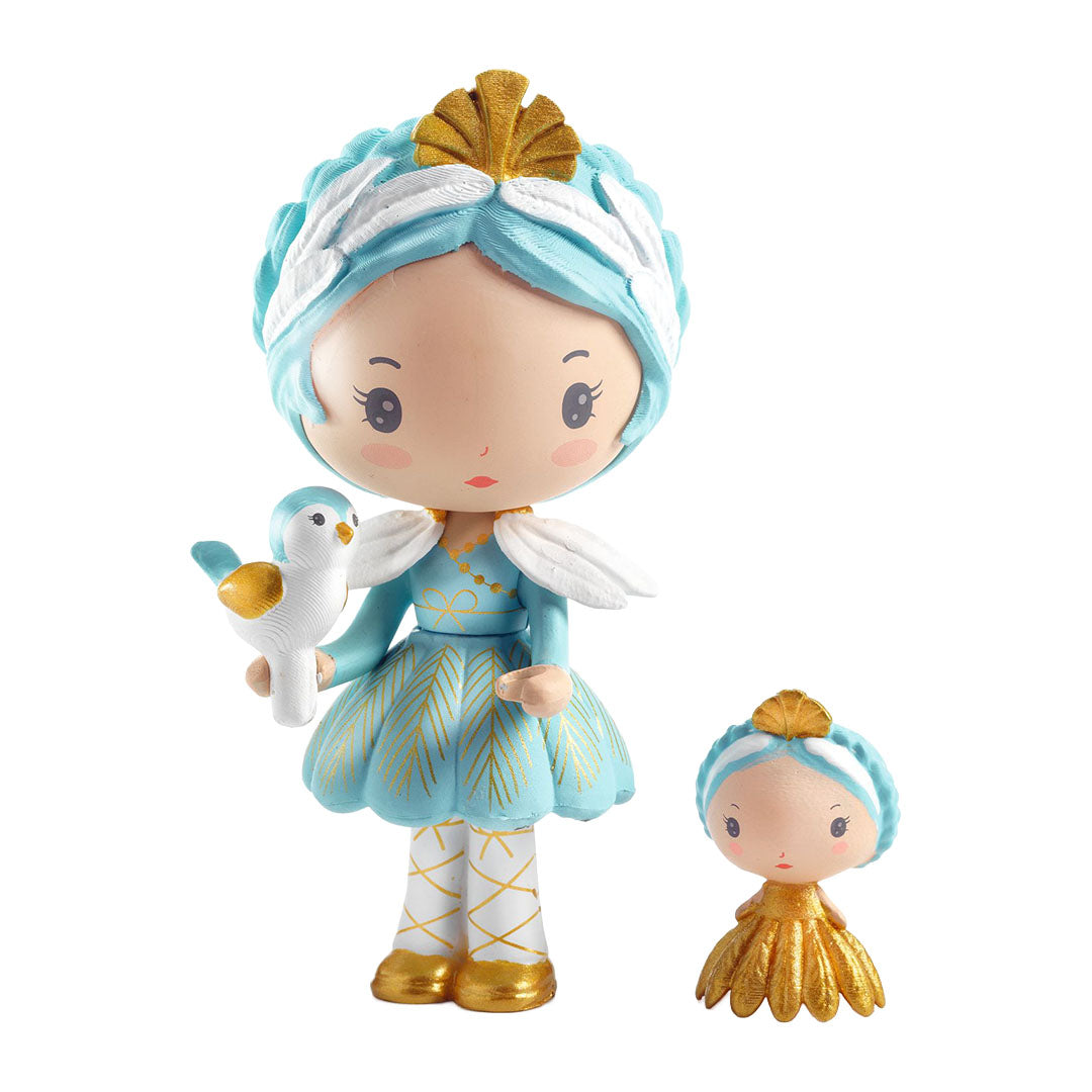 Djeco Tinyly speelfiguren Grace en Stella, met Grace die een vogel vasthoudt en Stella als klein figuurtje.