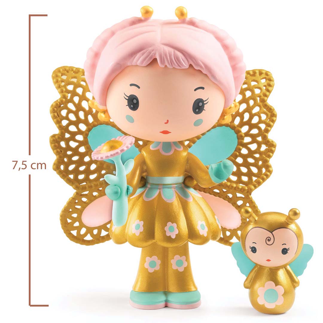 Djeco Tinyly speelfiguur Hortense, een fee met gouden vleugels en een bloem, naast haar kleine bijenvriendje Fly, met een schaal van 7,5 cm.