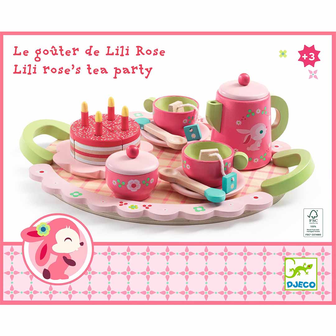 Een infographic van het Djeco houten speelgoed theeservies 'Lili rose's tea party' met een roze konijn.