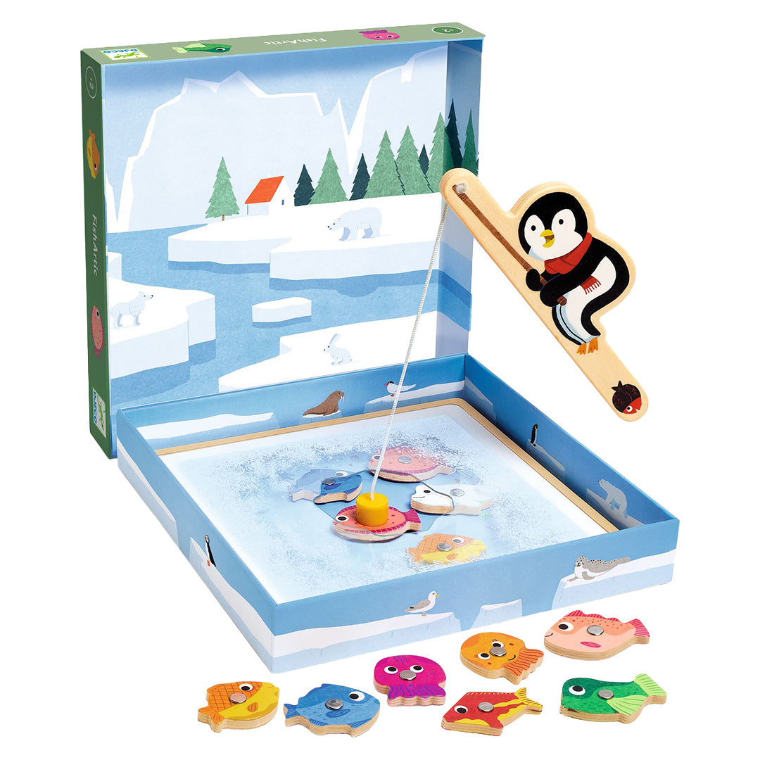 Djeco FishArtic visspel met open doos, arctisch speelbord, houten vissen en een pinguïn-hengel.