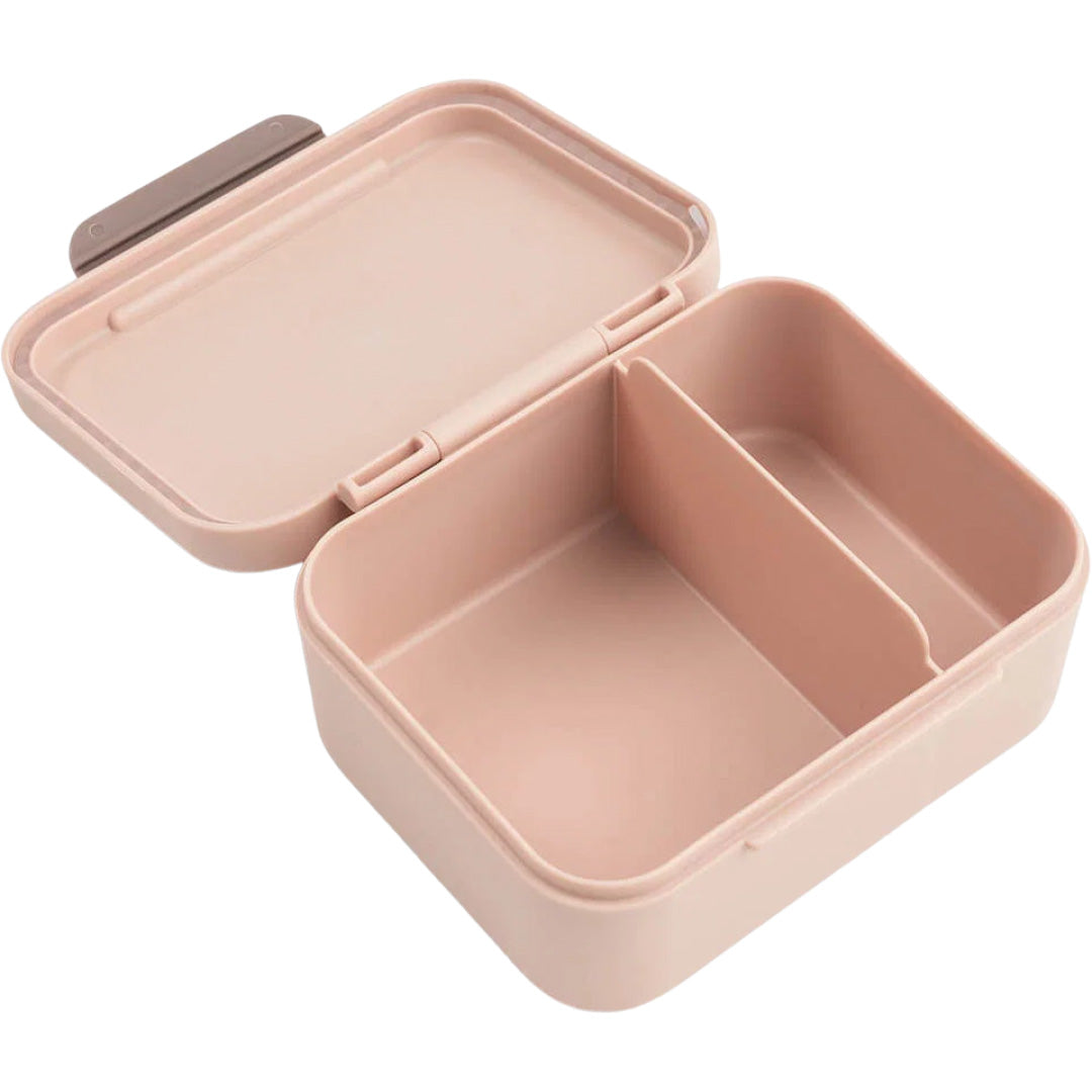 Een open done by deer roze kinderlunchbox met twee vakken.