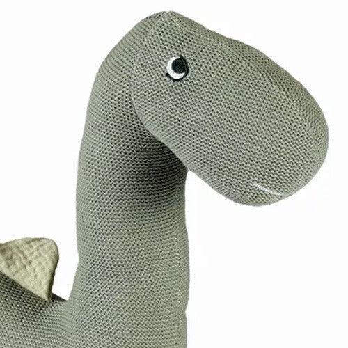 Detail van de kop en nek van de Egmont Toys groene gebreide knuffeldino Victor.