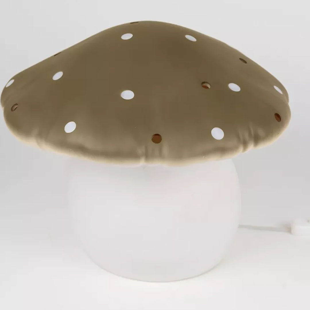 Egmont Toys paddenstoel nachtlamp met bronzen kap en witte stippen op een witte achtergrond.
