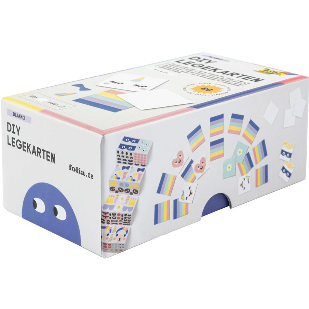 De zijkant van de folia DIY legekaarten hobbyset verpakking met voorbeelden van gemaakte kaarten.