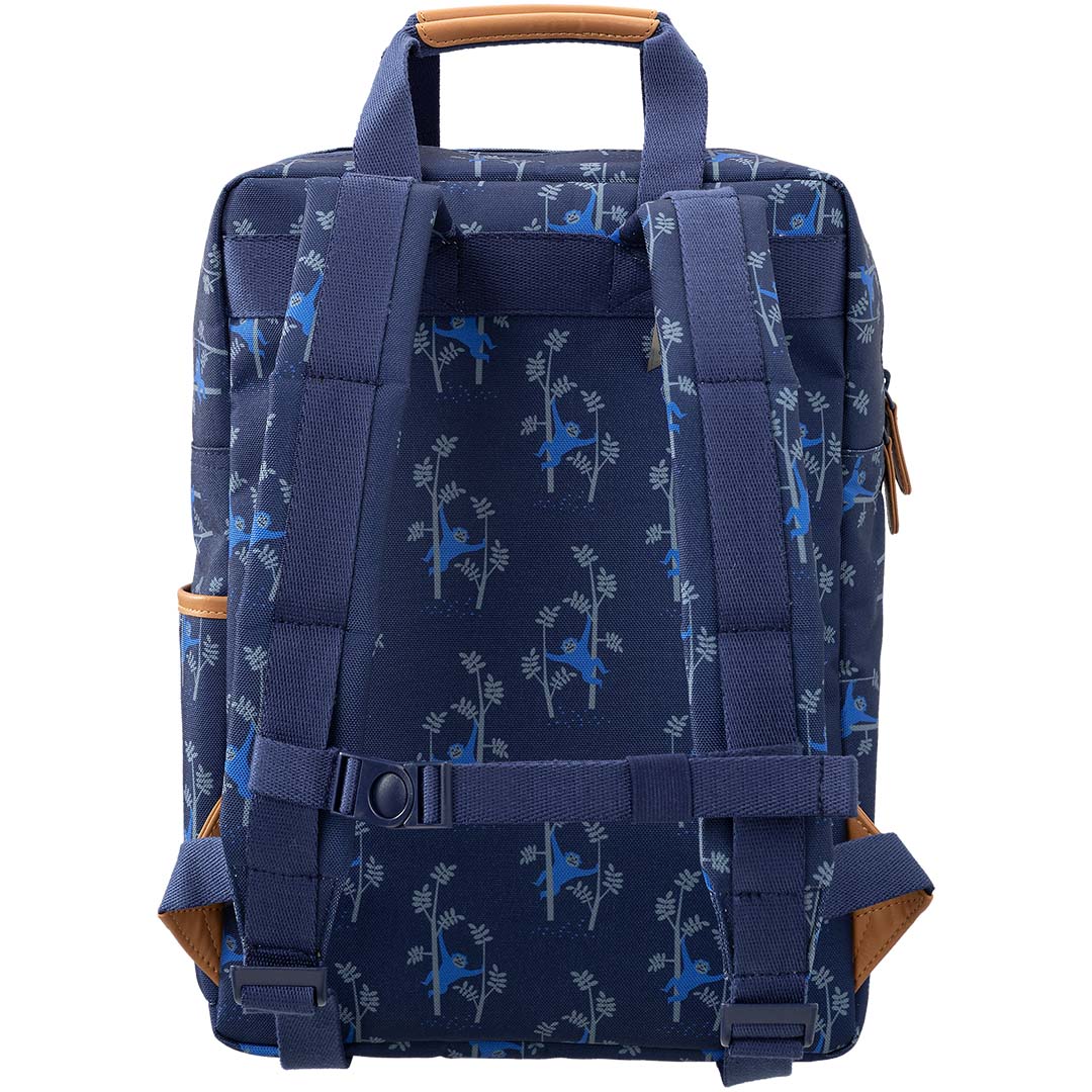 Achterkant van de Fresk kinderrugzak met blauw apen- en bladerenpatroon en verstelbare schouderbanden.