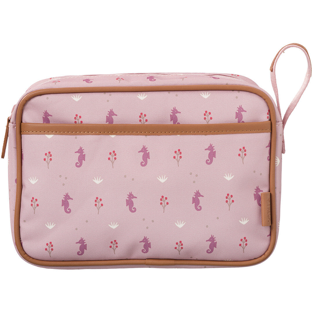 Fresk roze toilettas met zeepaardjespatroon en bruine accenten, van voren gezien.