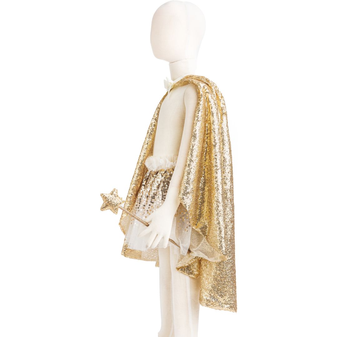 Great Pretenders gouden verkleedcape met pailletten, rokje en sterrenstaf op een paspop, zijaanzicht.