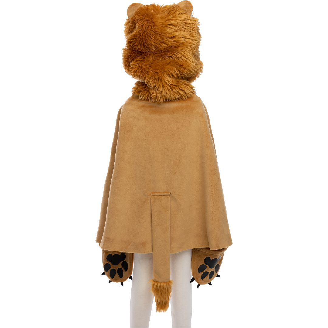 Achteraanzicht van de Great Pretenders leeuwen verkleedcape op een paspop, met de staart zichtbaar.