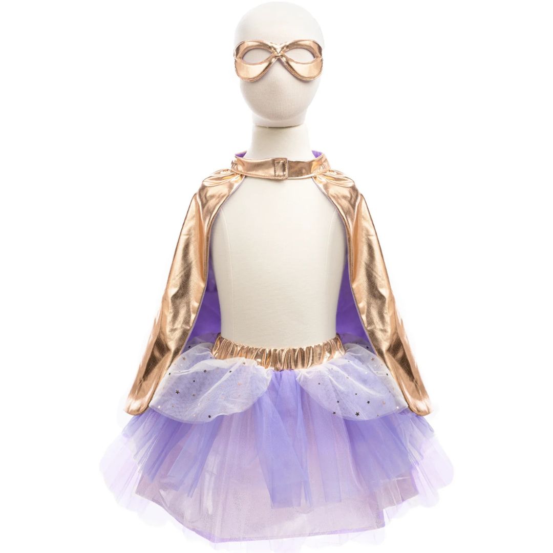 great pretenders superheld kostuumset met gouden cape, paarse rok en masker op een paspop.