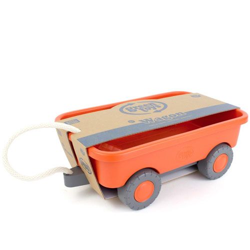 Green Toys oranje trekwagen in de bruine kartonnen verpakking.