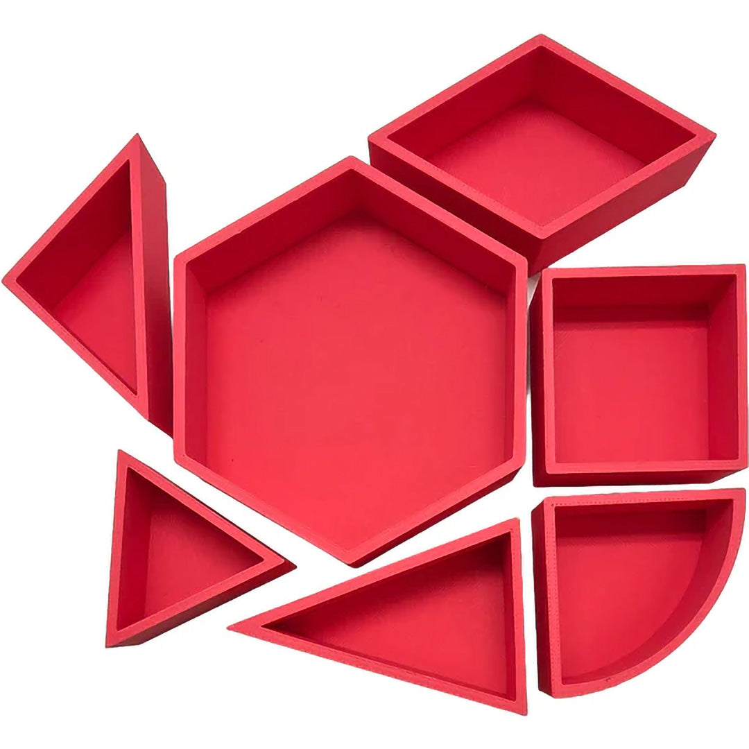 Grennn set van rode plastic speelbakken in verschillende geometrische vormen.