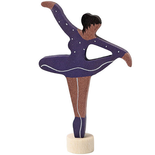 Grimm's houten decoratie figuur van een paarse ballerina met witte stippen op een houten voet.