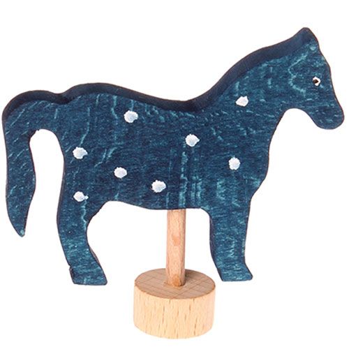 Grimm's blauw houten paard decoratiefiguur met witte stippen op een houten voet.