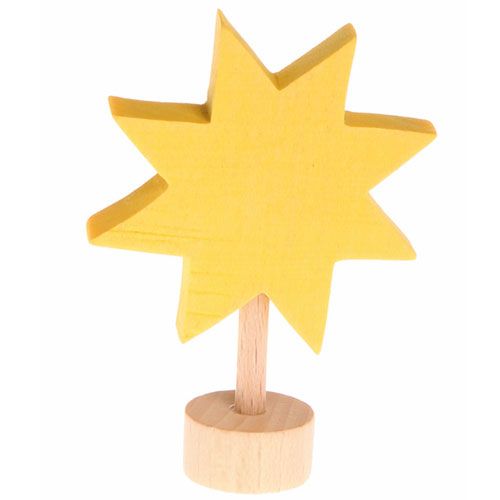 Grimm's gele houten ster decoratiefiguur op een houten voet.