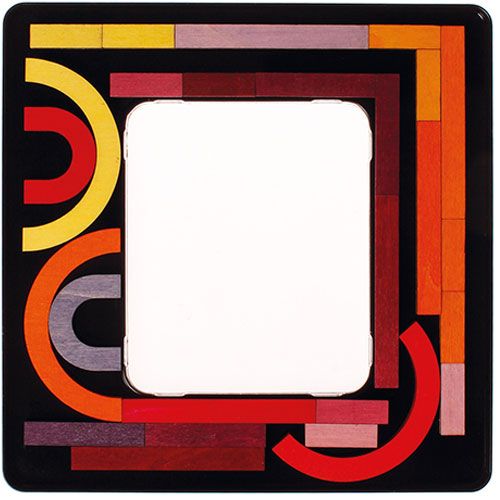 Grimm's houten magneetpuzzel met kleurrijke houten stukken die een abstract frame rond een wit vierkant vormen.