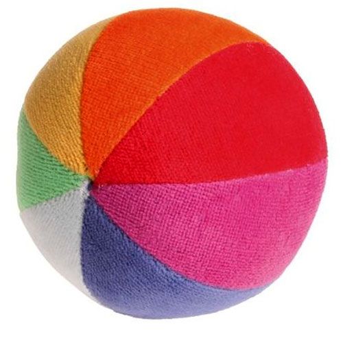 Grimm's stoffen regenboogbal rammelaar voor baby's.