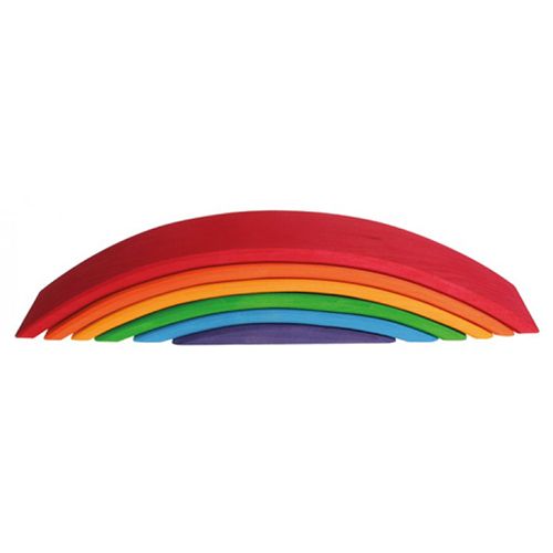 Grimm's houten regenboog brug met zes gekleurde bogen, op elkaar gestapeld.