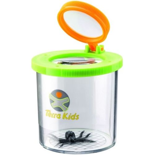Haba Terra Kids insectendoosje met groene deksel, oranje vergrootglas en een zwarte spin.