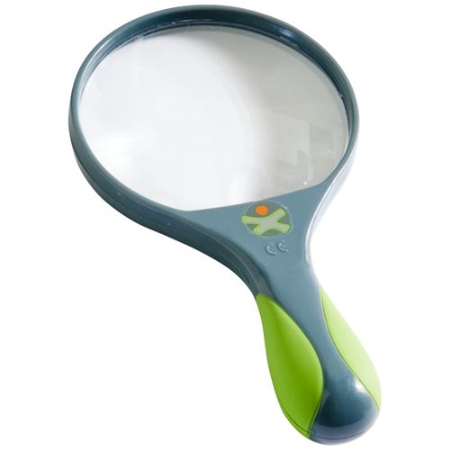 Haba Terra Kids vergrootglas met blauw montuur en groen handvat.