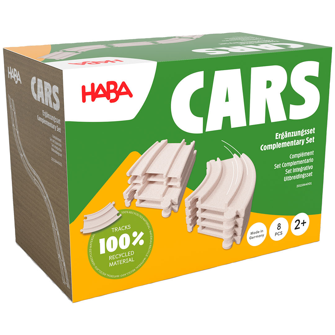 De verpakking van de Haba Cars uitbreidingsset met houten racebaandelen.
