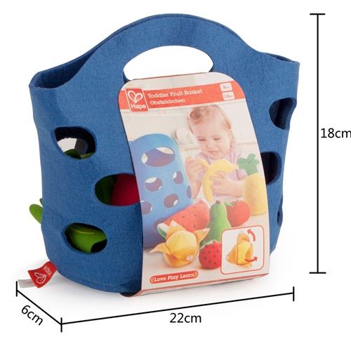 Verpakking van het Hape vilten fruitmandje met fruit, inclusief productinformatie en afmetingen.