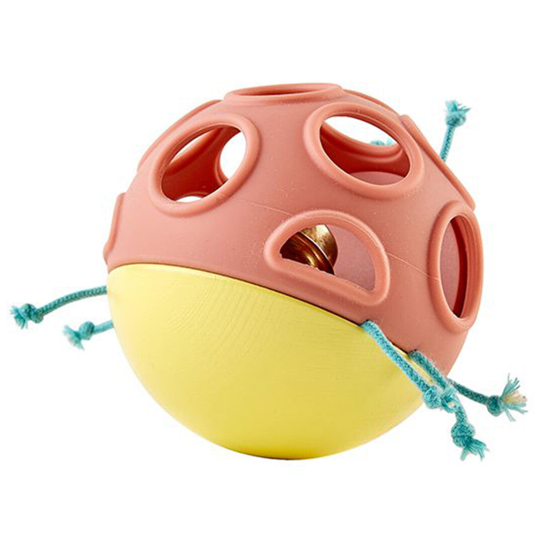 Hape babyspeelgoed rammelaar lieveheersbeestje met gaten en een belletje erin.